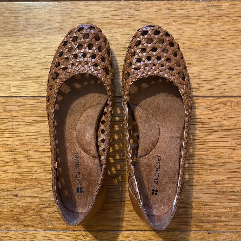Naturalizer Women's Brown Kassidy Saddle Woven Flats
